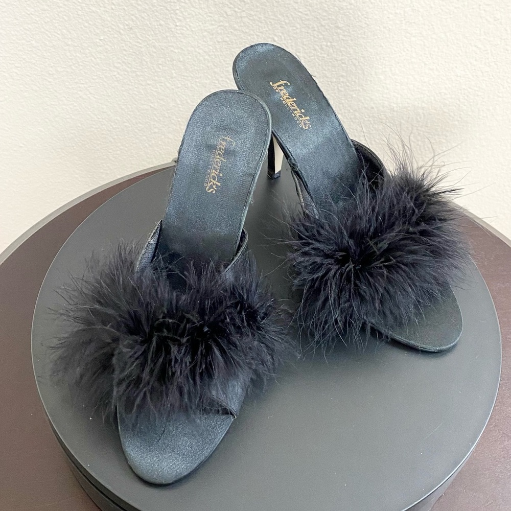 FREDERICK'S | Vintage Black Maribou Feather Slip On Heels Sz 7